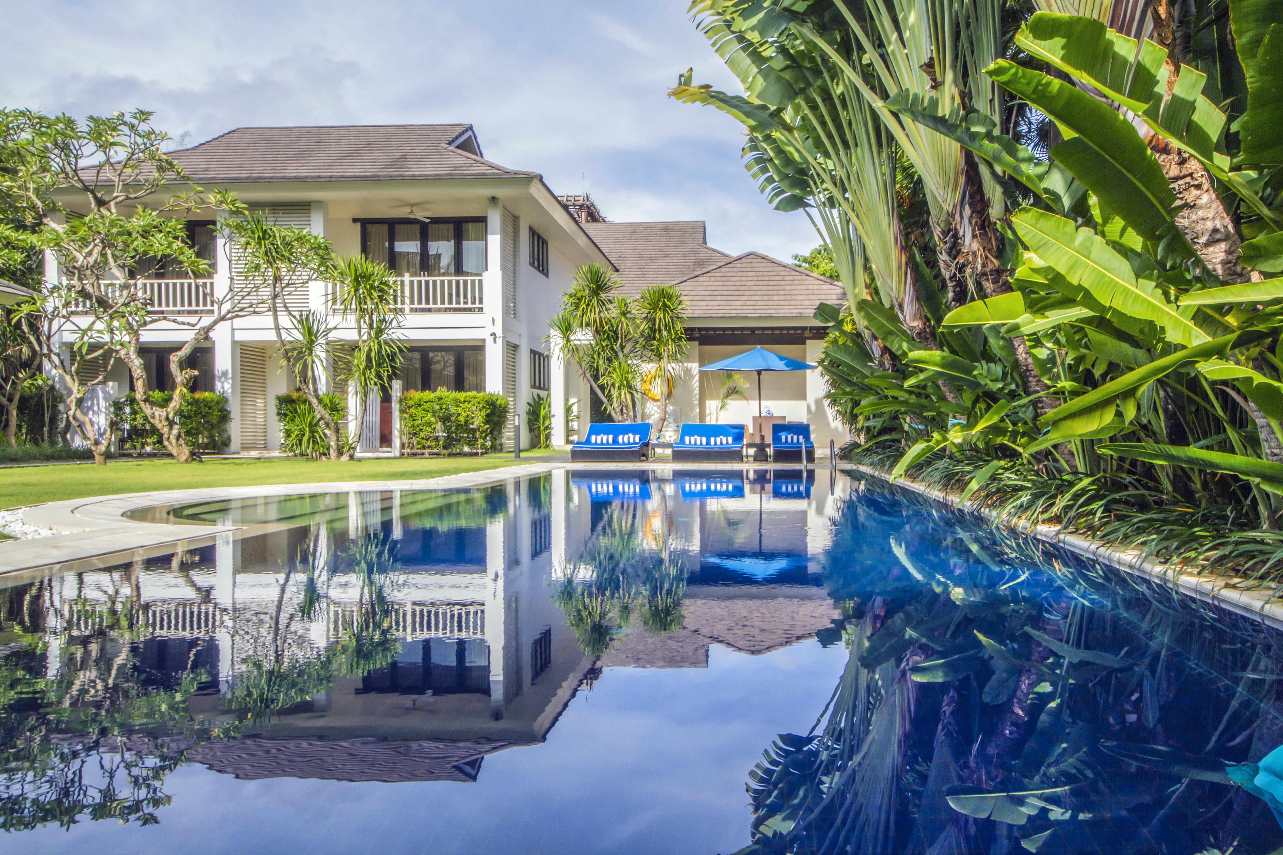 Montigo Resorts Seminyak Bagian luar foto The Village Angkor Resort