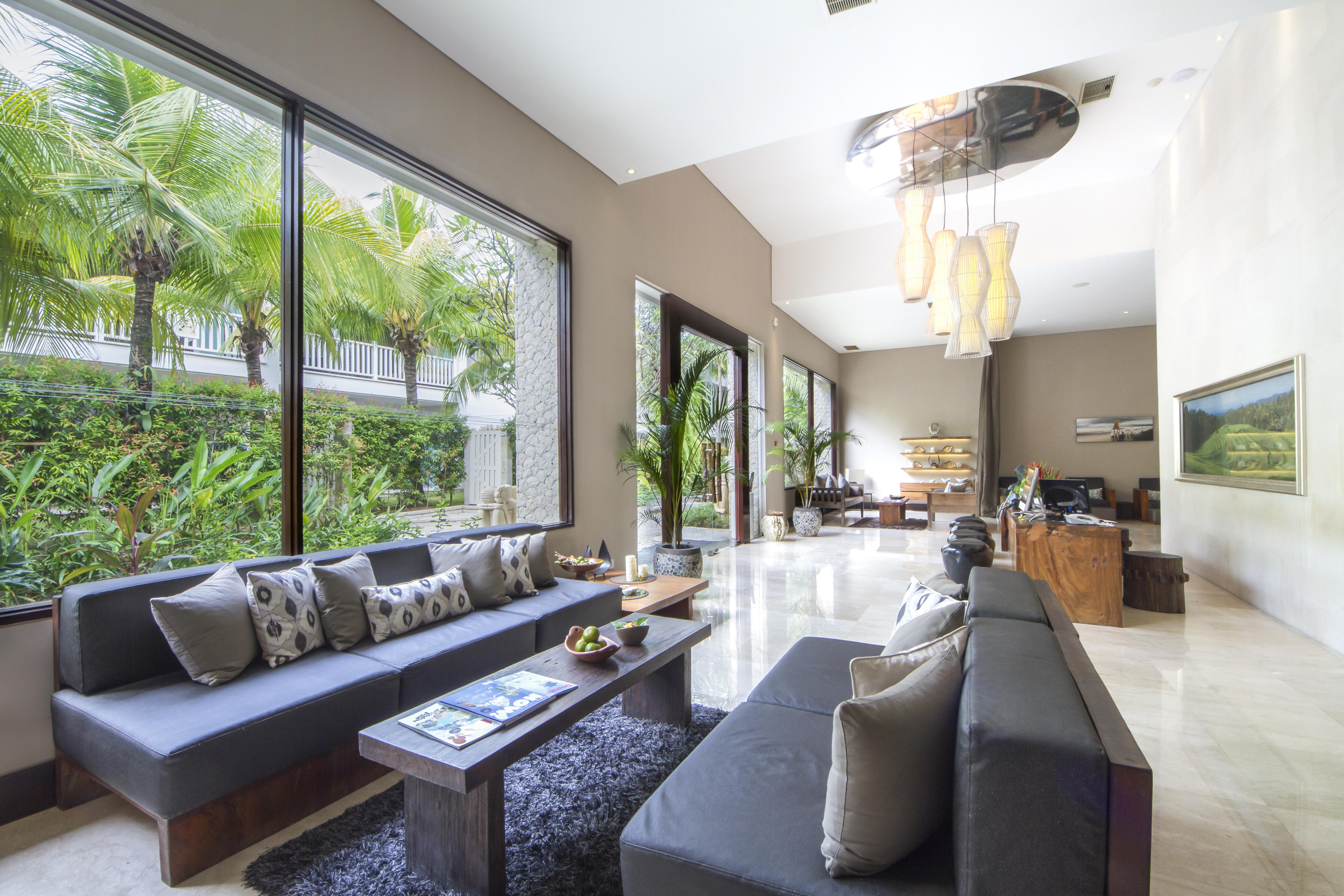 Montigo Resorts Seminyak Bagian luar foto The lobby of the hotel
